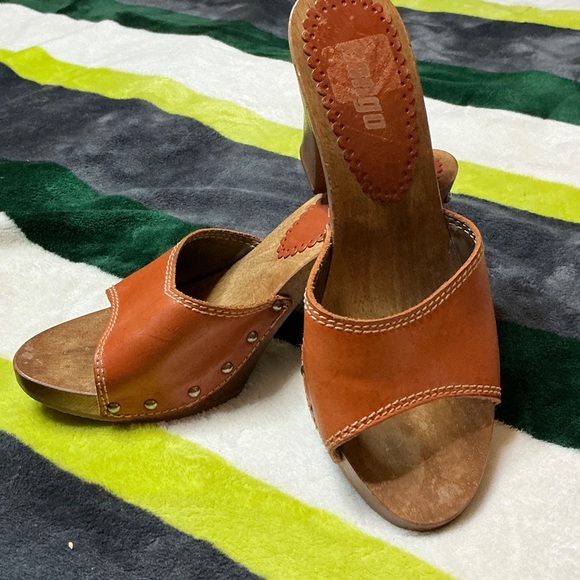 BONGO Women's Orange Leather Mules Size 7 - Picture 11 of 13
